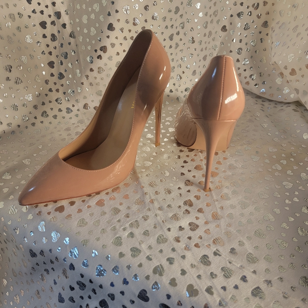 Women's heels size 10 Coleter